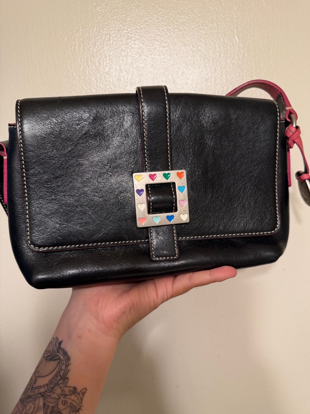 🌈 Y2K Dooney & Bourke Rainbow Heart Buckle Handbag